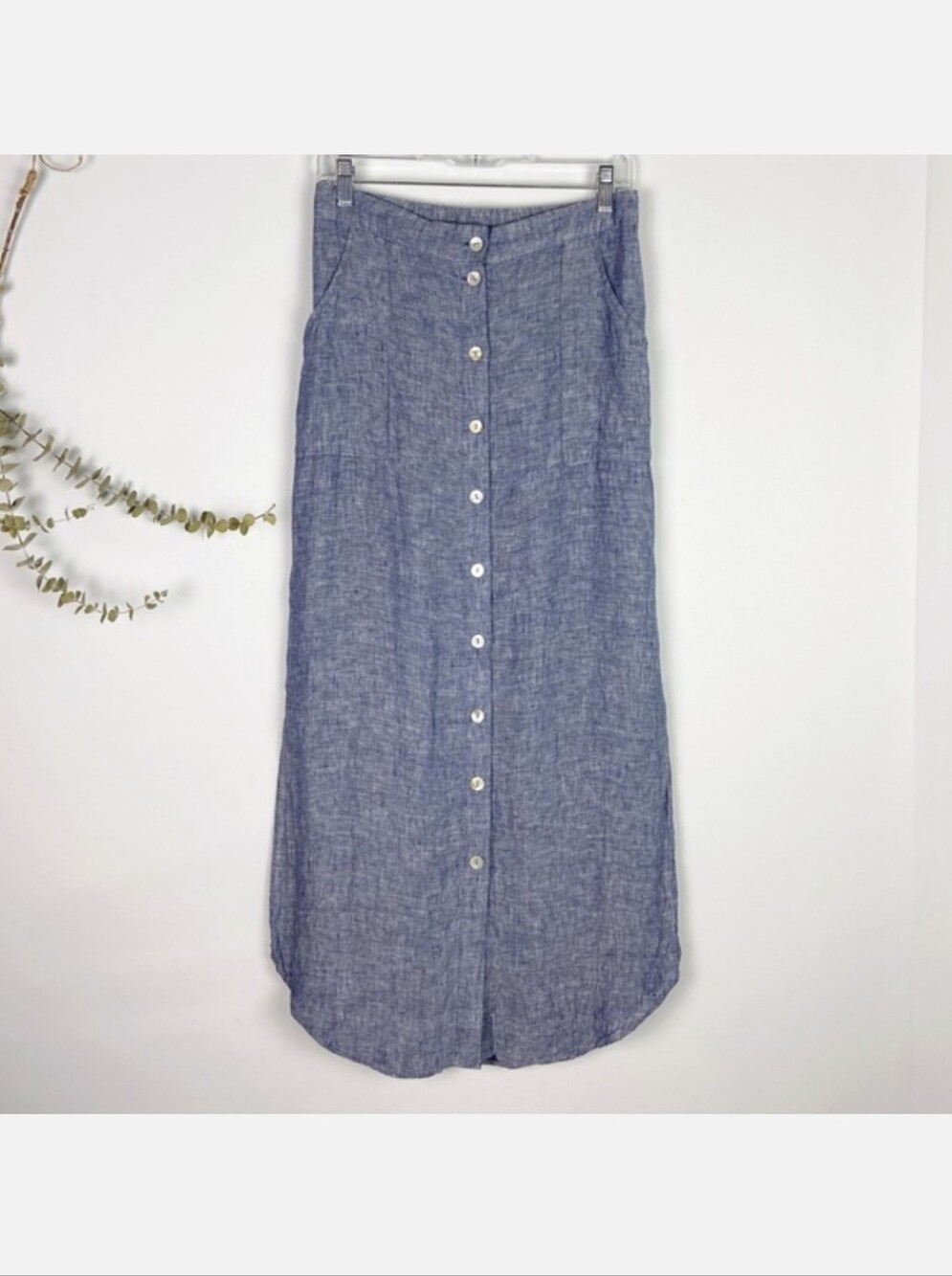 Antibes Blanc LINEN Chambray Button-Front Maxi Skirt in Blue - Large